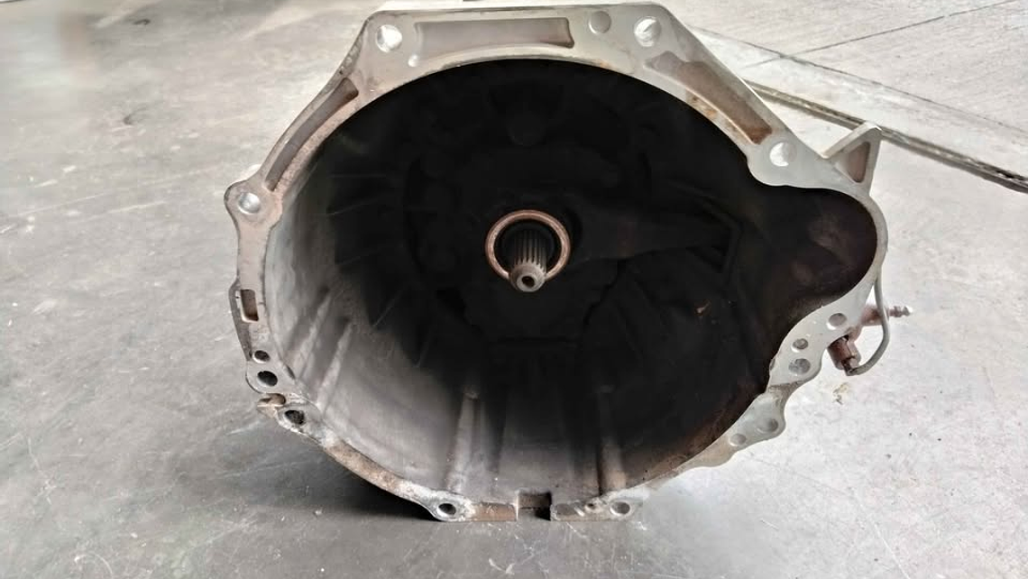 Caja mecánica 4x2 Toyota Hilux Revo 2016 2