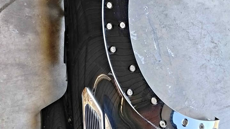 Tapabarro derecho JAC T9 1