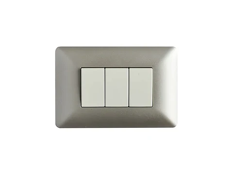 Interruptor triple (9/32) 10A 250V (champagne)