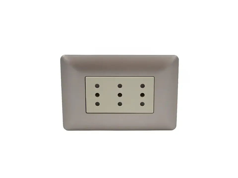 Enchufe triple puenteado 10A 250V (champagne) 1