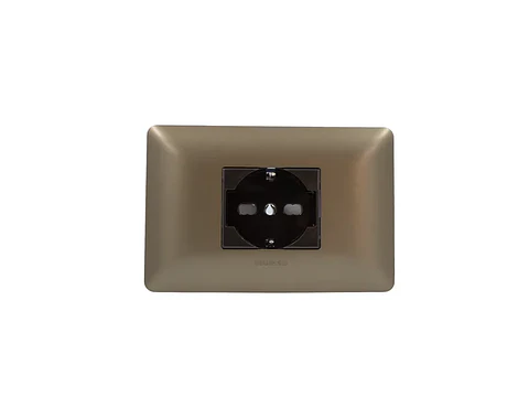 Enchufe schuko (café)