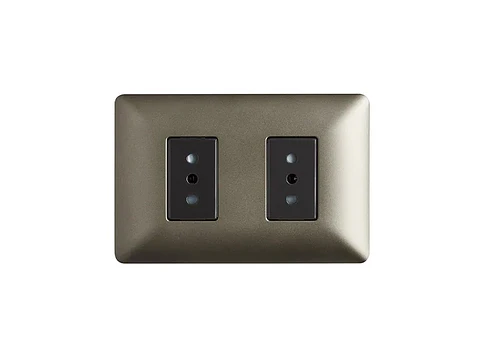 Enchufe doble 10A 250V (café)