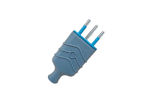 Enchufe volante macho 10A 250V gris