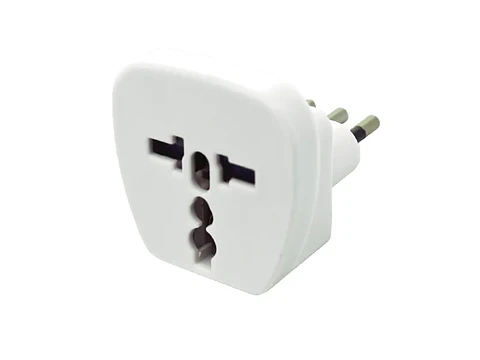 Enchufe adaptador universal blanco