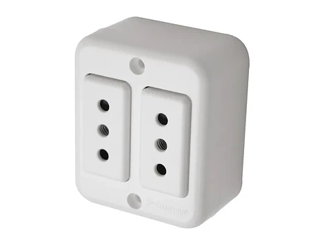 Enchufe sobrepuesto doble 10A 250V
