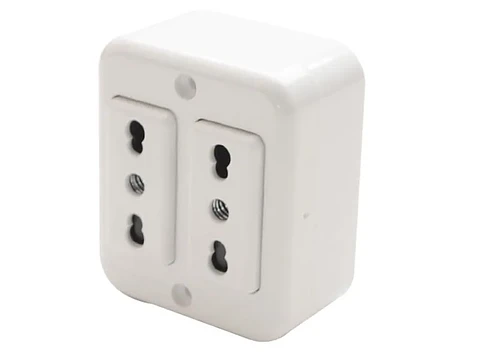 Enchufe sobrepuesto doble 10/16A 250V