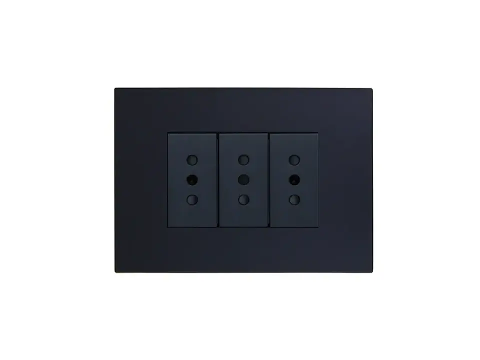 Enchufe triple 10A 250V (negro) 1