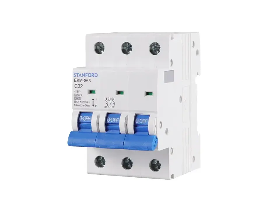 Interruptor automático 6KA, C, 3X32A 1