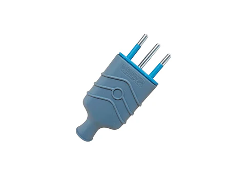 Enchufe volante pesado macho 16A 250V negro