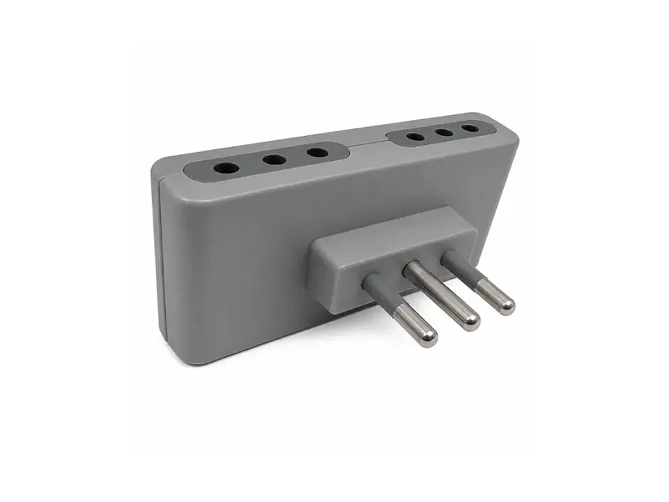 Enchufe adaptador cuadruple gris 1