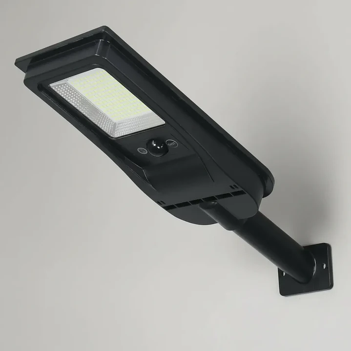 Luminaria Solar Peatonal Soluz 20W Luz Fría Sensor Movimiento IP65 3000k 1