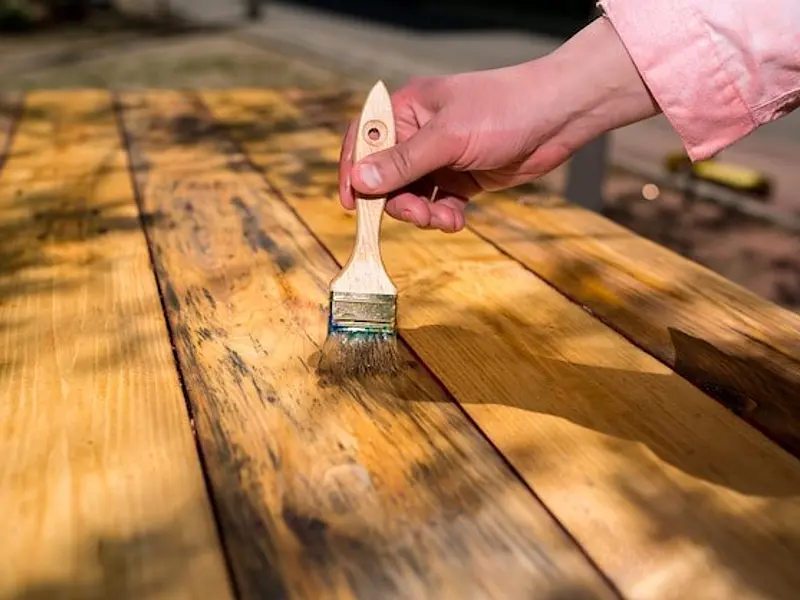 ¿Para qué sirve el Aceite impregnante para madera?