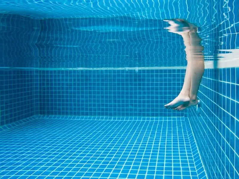 Sulfato de aluminio en piscinas y sulfato de cobre: para qué sirve y dosis