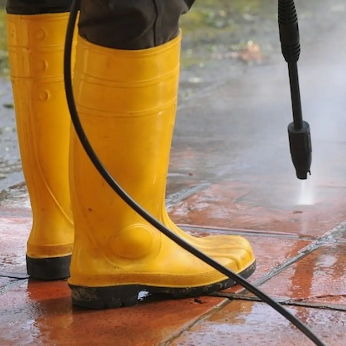 Hidrolavado de Terraza / Borde Piscina / Quinchos  3