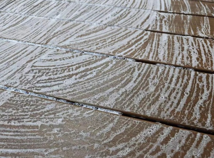 Limpieza y Mantención Profesional de Decks WPC y PVC (HDPE) en Santiago