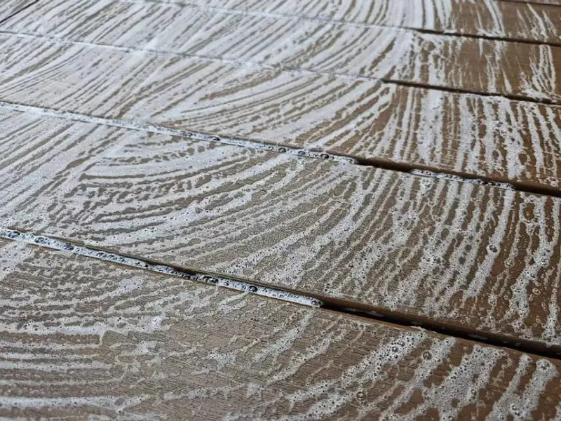 Limpieza y Mantención Profesional de Decks WPC y PVC (HDPE) en Santiago