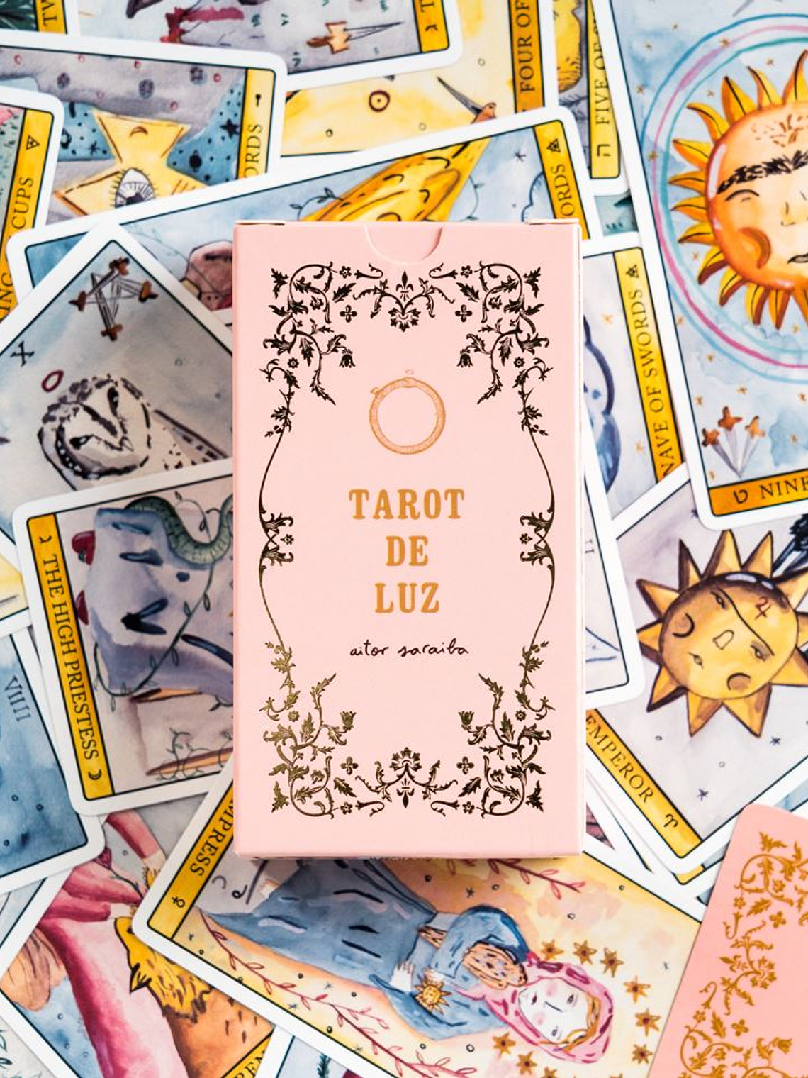 TAROT DE LUZ DE AITOR SARAIBA 2