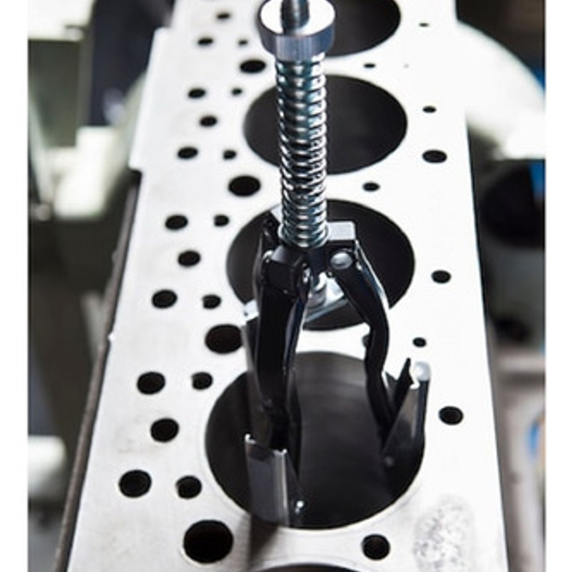 Bruñidor De Cilindros 2''-7'' Display (79-024) Stanley 3