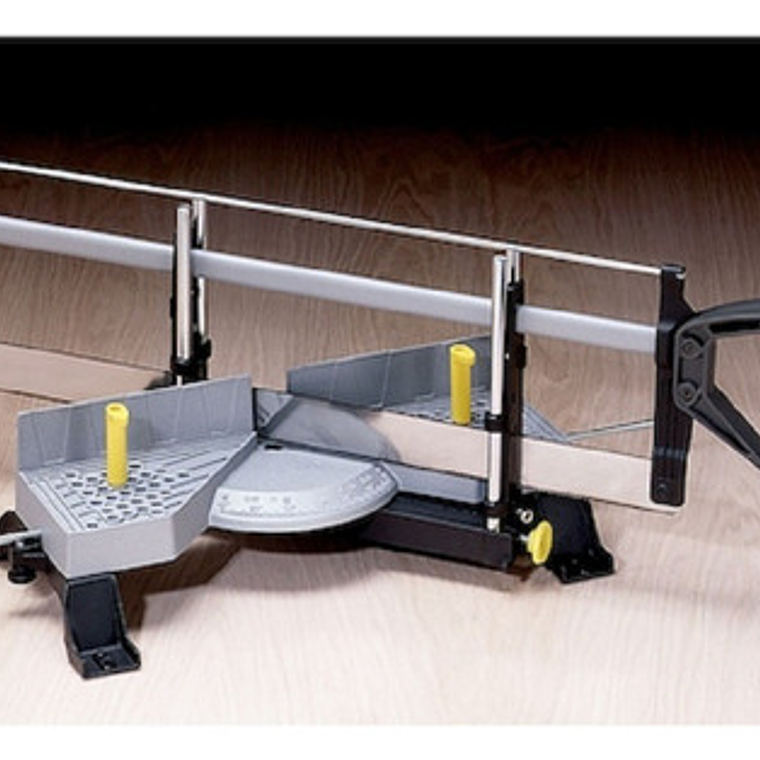 Caja De Inglete Prensadora C/serrucho (20-800) Stanley 2
