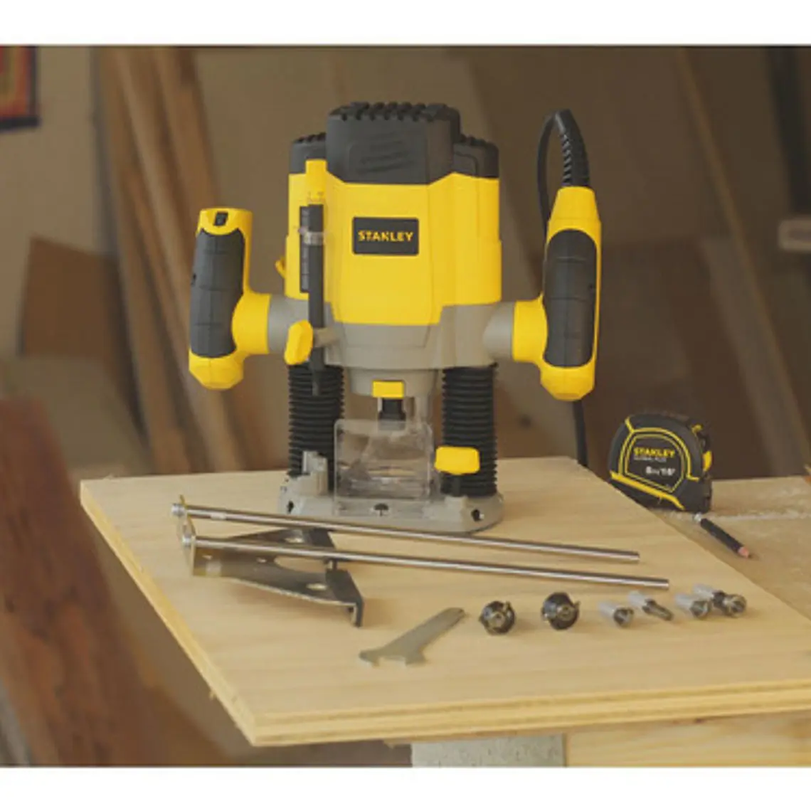 Fresadora de Palma Stanley 1200W + Accesorios 3