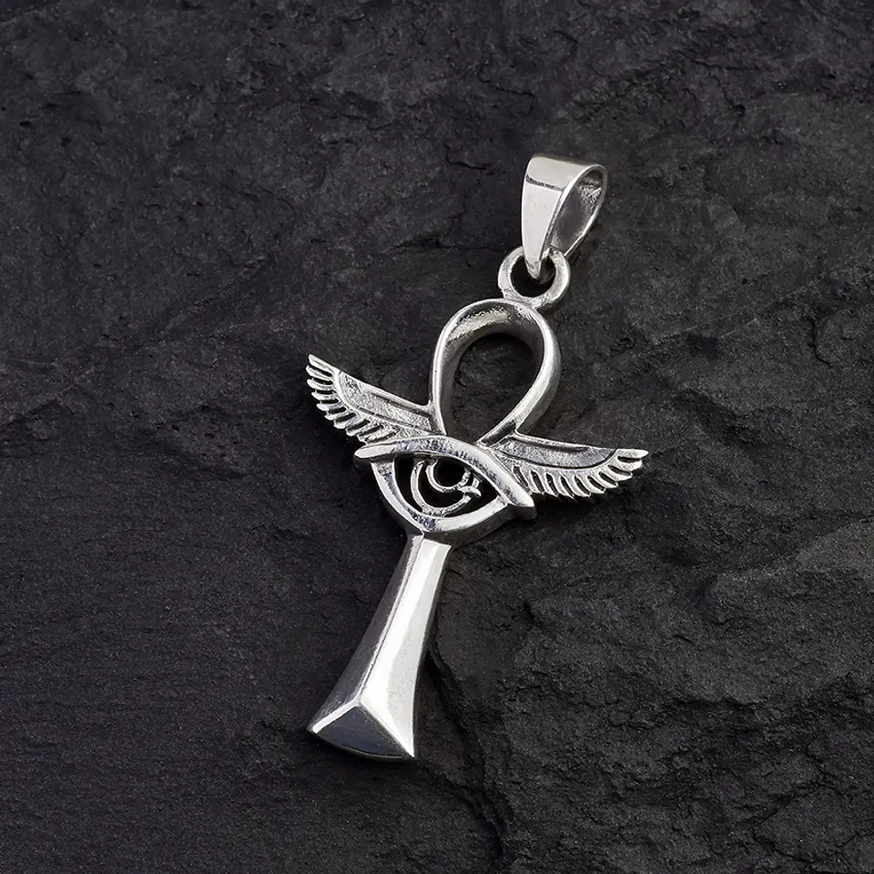 Dije de Plata: Cruz de Ankh con Ojo de Horus 1