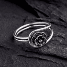 Anillo de Plata con forma de flor 2