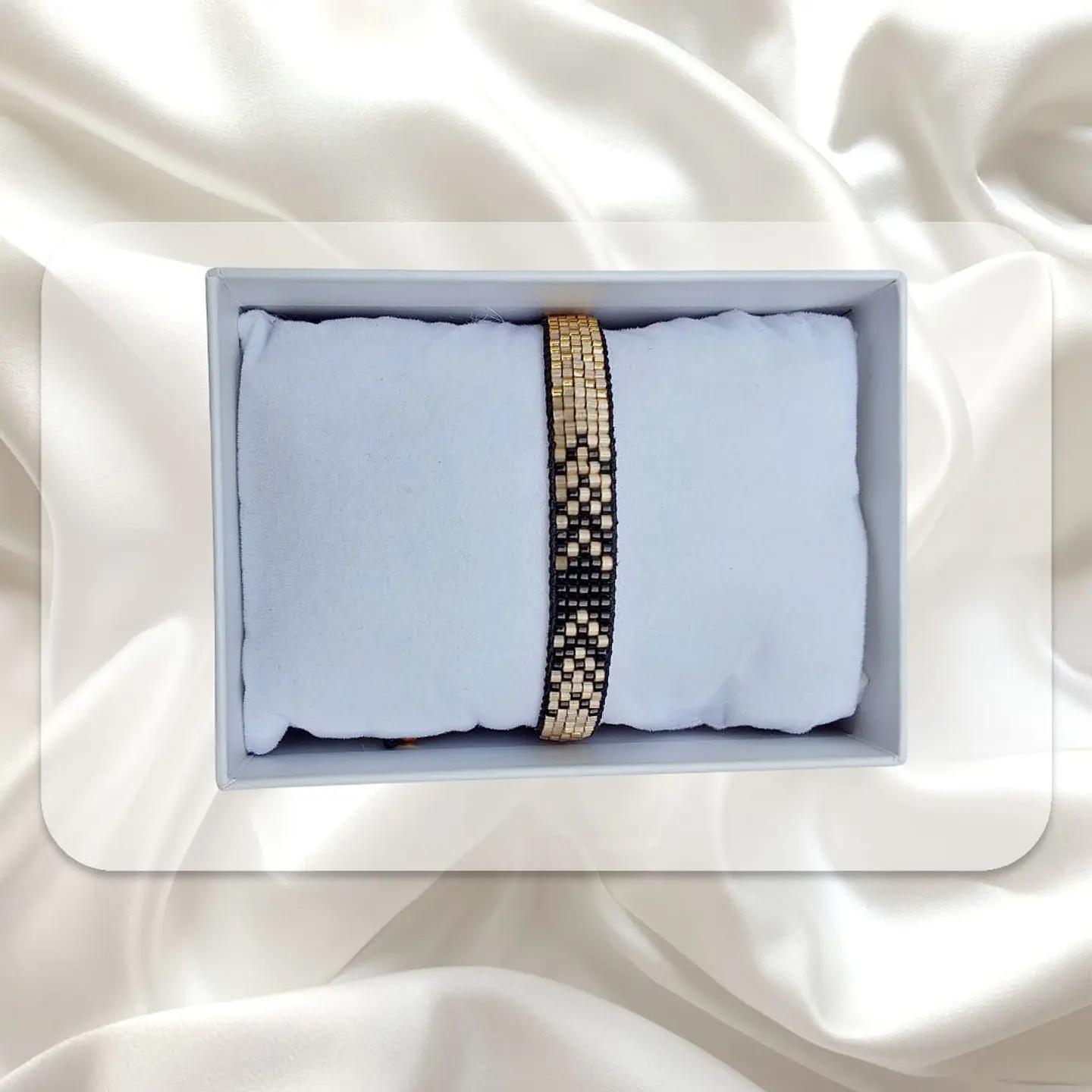 Pulsera Miyuqui Tonos Dorados y Negro 4