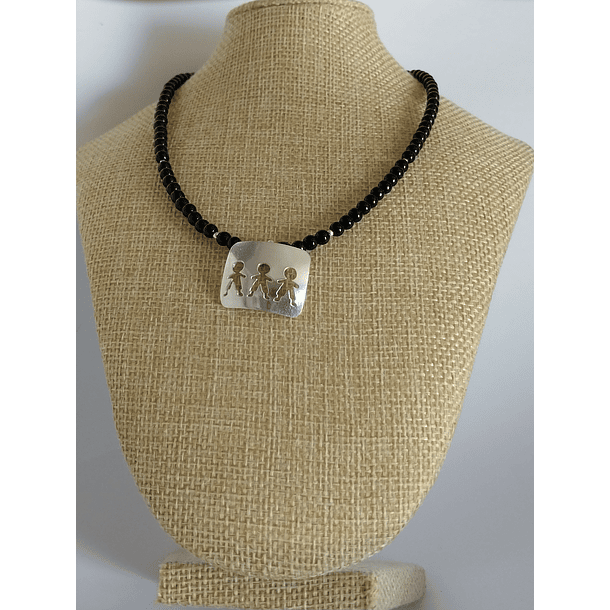Collar De Turmalina Con Placa De Hijos Tres Niñitos