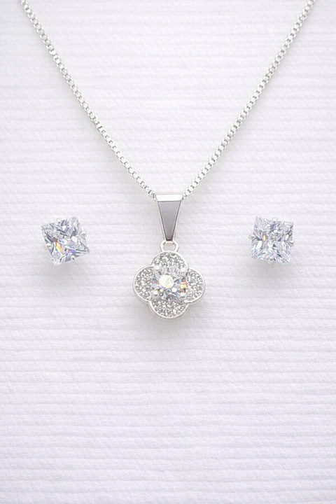 PACK MUJER  – COLLAR Y AROS BRILLO ETERNO