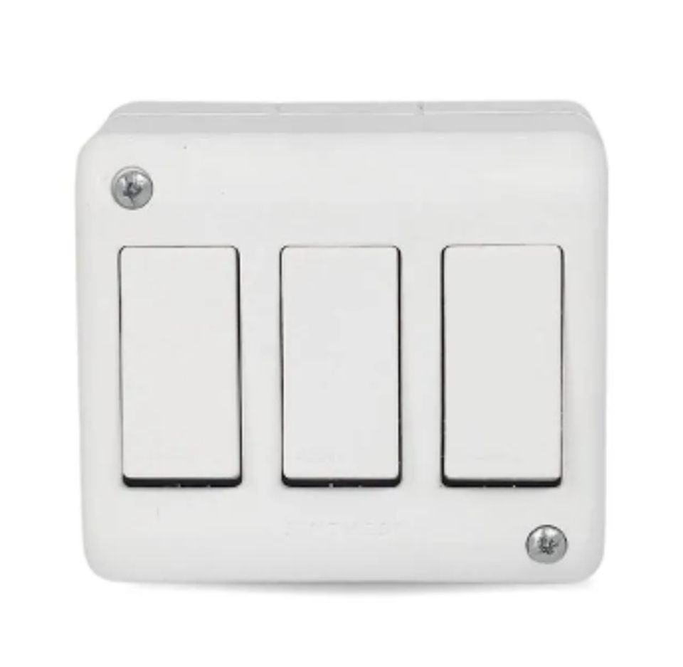 CASQUETE INTERRUPTOR TRIPLE 9/32 SINTHESI S17 BLANCO 1