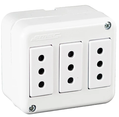 ENCHUFE S/P TRIPLE 9/12  10A-250V MEC BLANCO