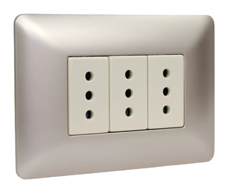 ENCHUFE TRIPLE EMB. ARMADO 10A STANFORD CHAMPAGNE 1