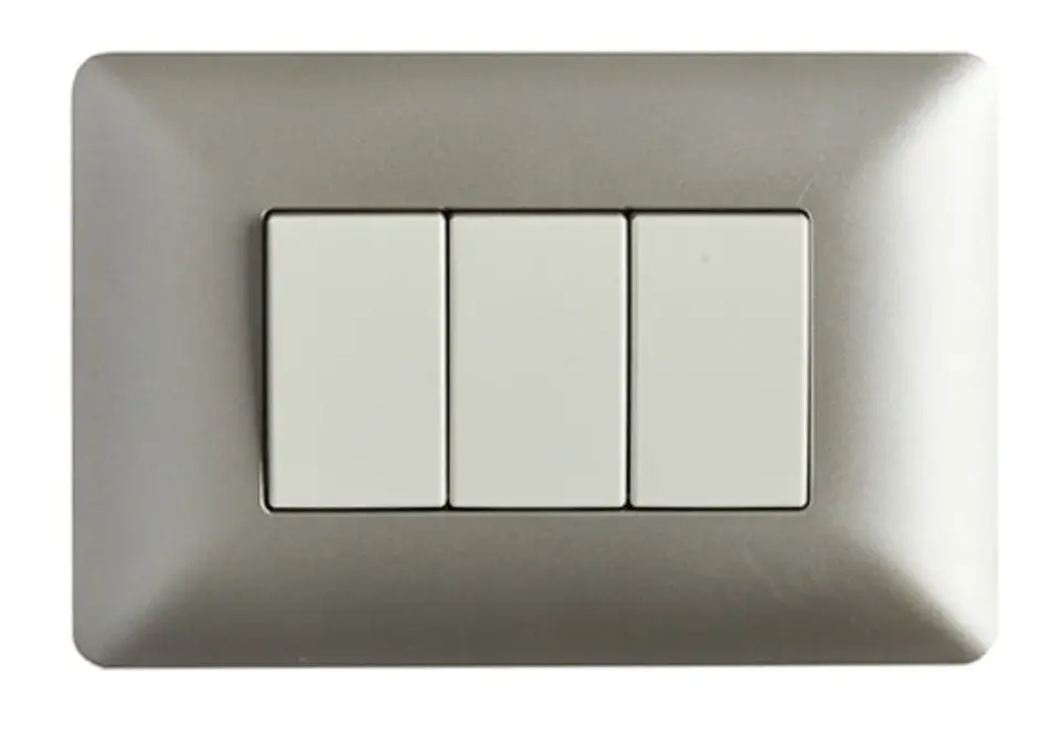 INTERRUPTOR TRIPLE 9/32 EMB. ARMADO STANFORD CHAMPAGNE 1