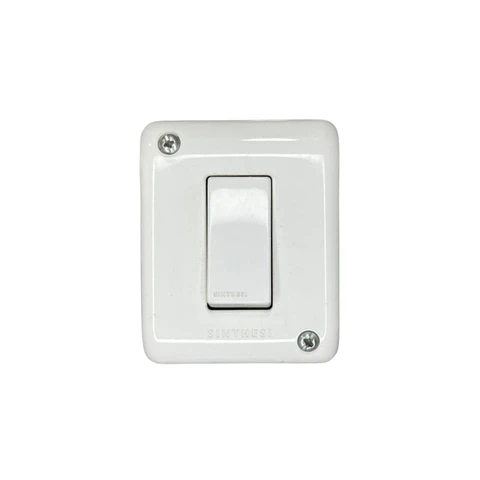 CASQUETE INTERRUPTOR SIMPLE 9/12 SINTHESI S17 BLANCO