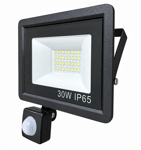 PROYECTOR DE AREA LED CON SENSOR DE MOVIMIENTO 30W 6000K 2400LM IP65 ENERLUX