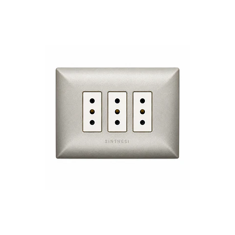 ENCHUFE TRIPLE EMBUTIDO ARMADO 10A SINTHESI S17 NICKEL-BLANCO