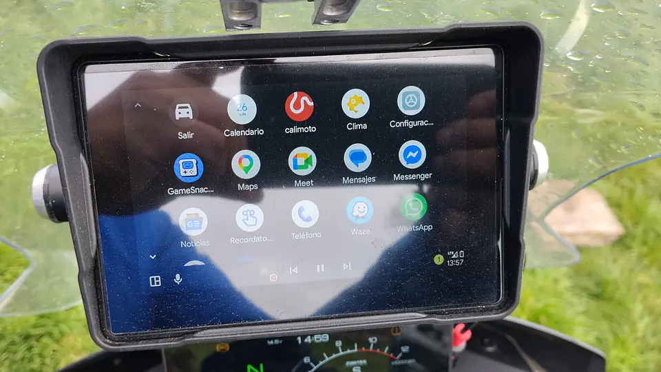 Pantalla Carplay&Android Auto para Moto 5