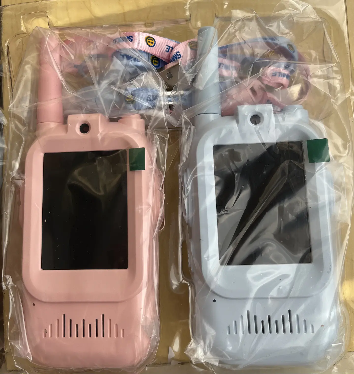 Walkie Talkie para niños con cámara Pack Rosa/Celeste 8