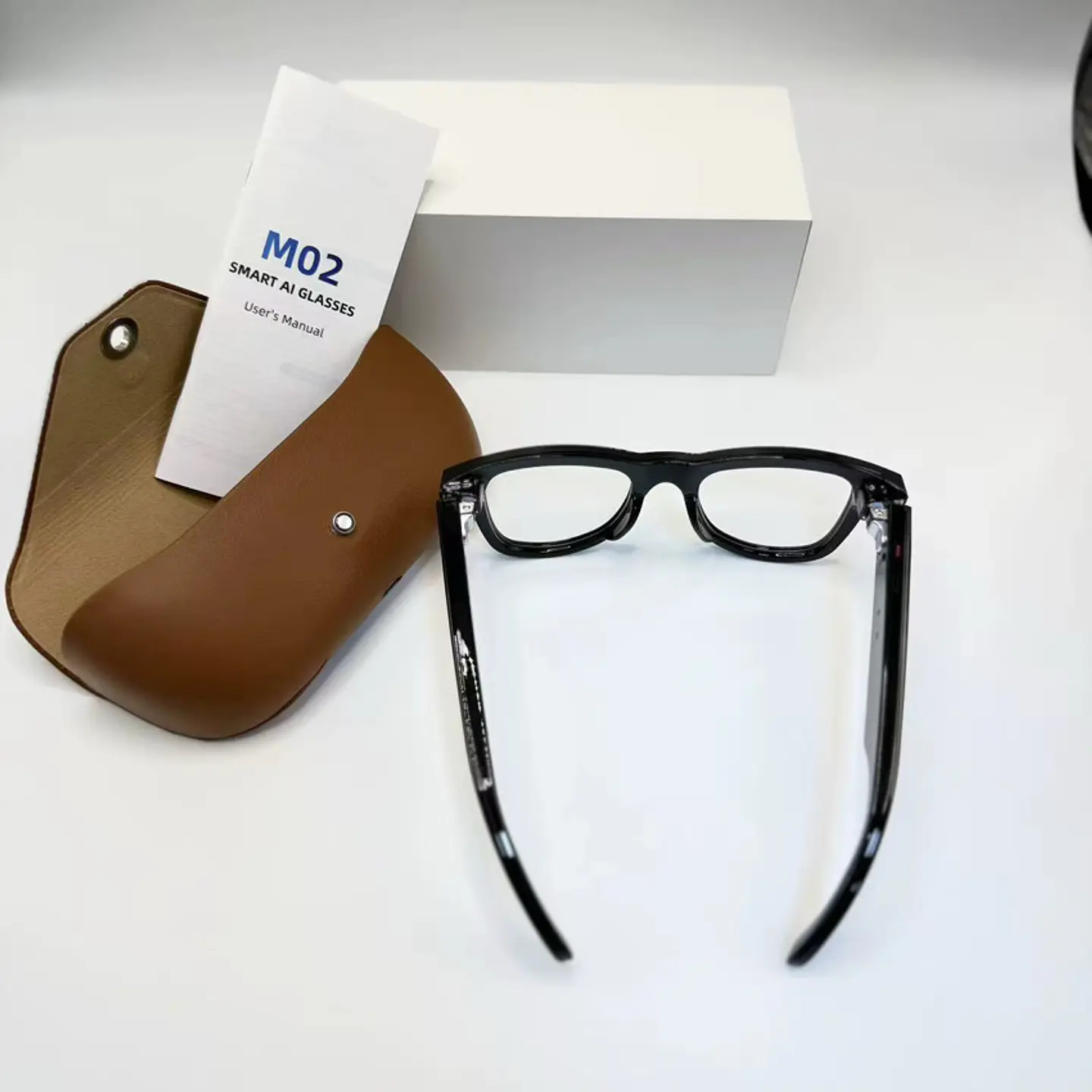 Gafas Inteligentes M02X Pro Max 13MP IA/Wifi/Cámara + Estuche de carga. USAD0 pocas veces 12