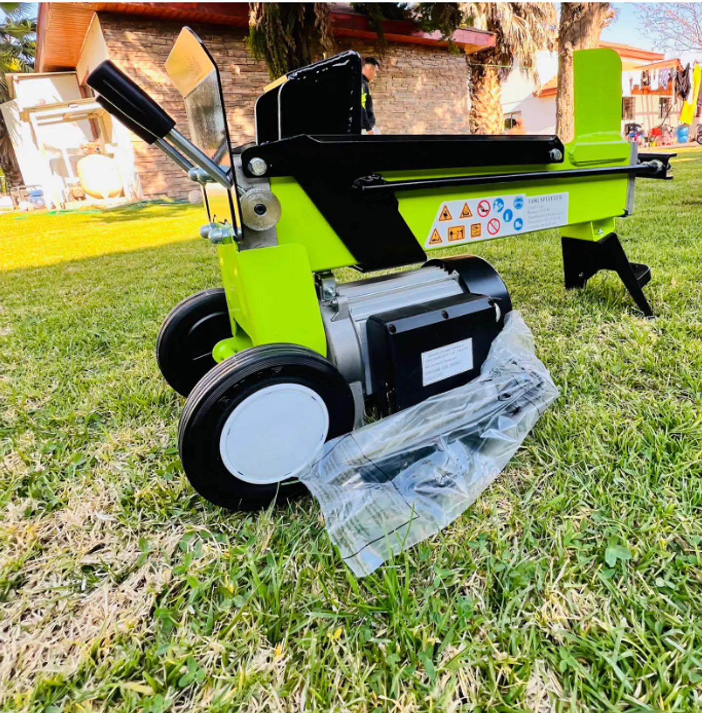 ASTILLADORA DE 10 TONELADAS 3