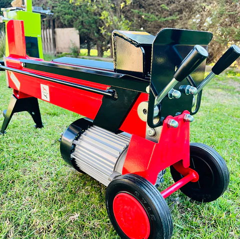 ASTILLADORA DE 7 TONELADAS