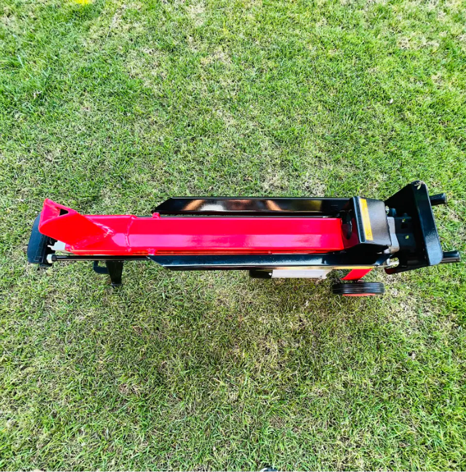 ASTILLADORA DE 7 TONELADAS 4