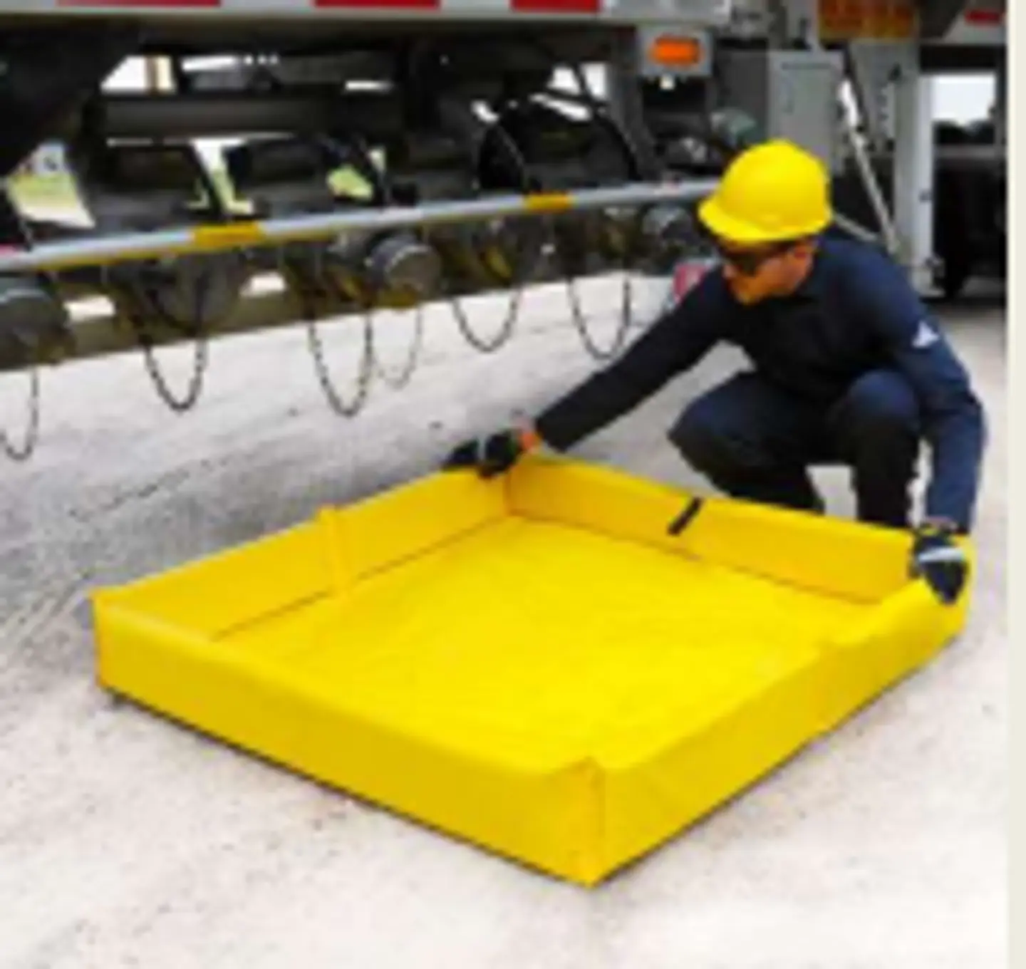 BANDEJA ANTIDERRAME GENERADOR 6