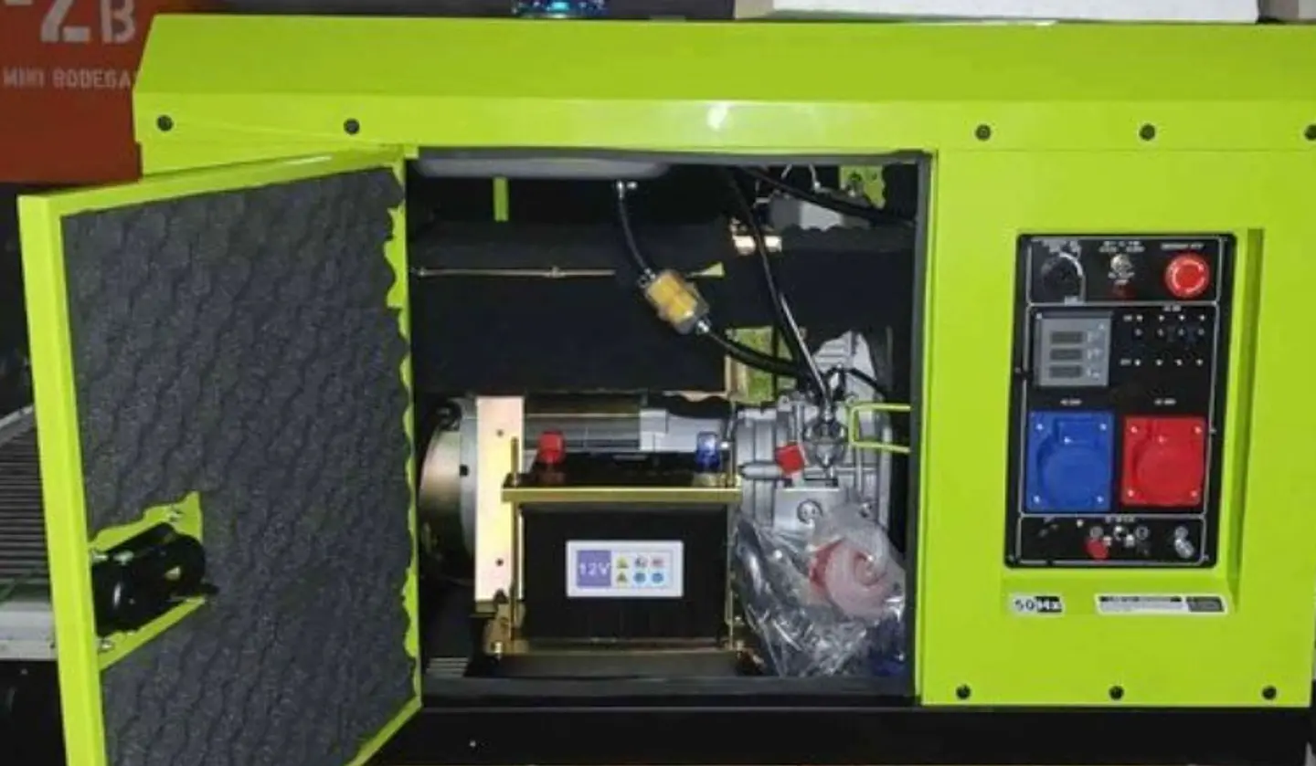 GENERADOR 15 KVA DIESEL MONOFASICO Y TRIFASICO 4