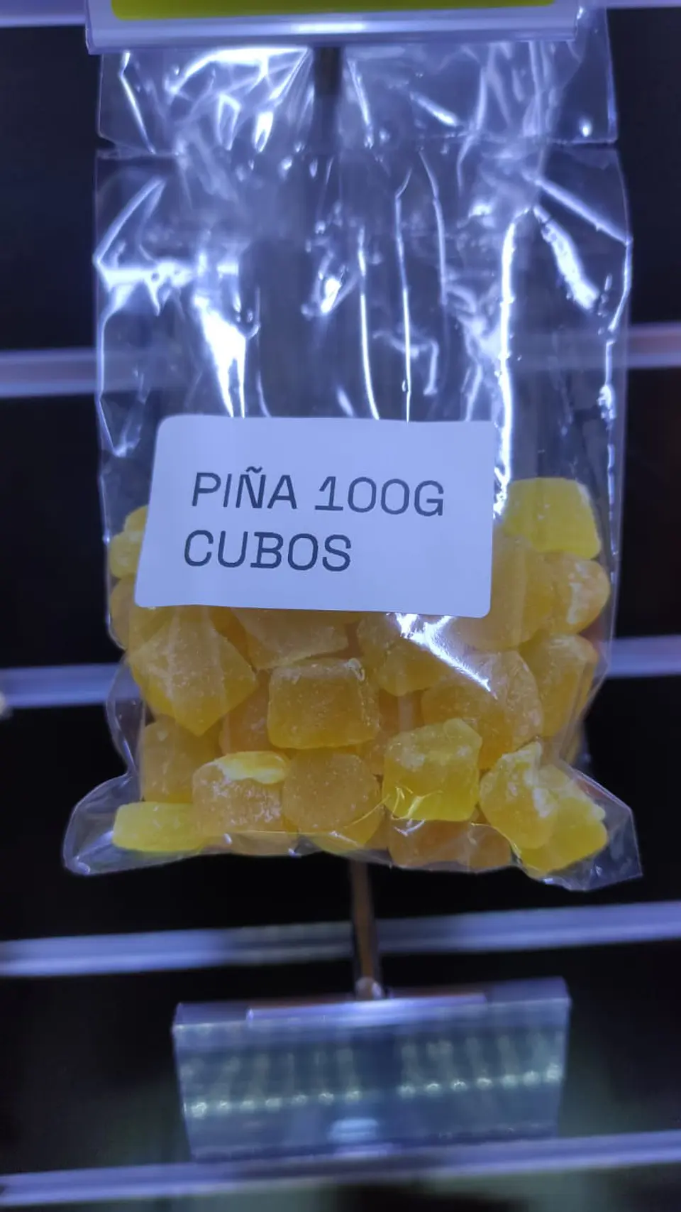 Piña en cubos - 100g 1