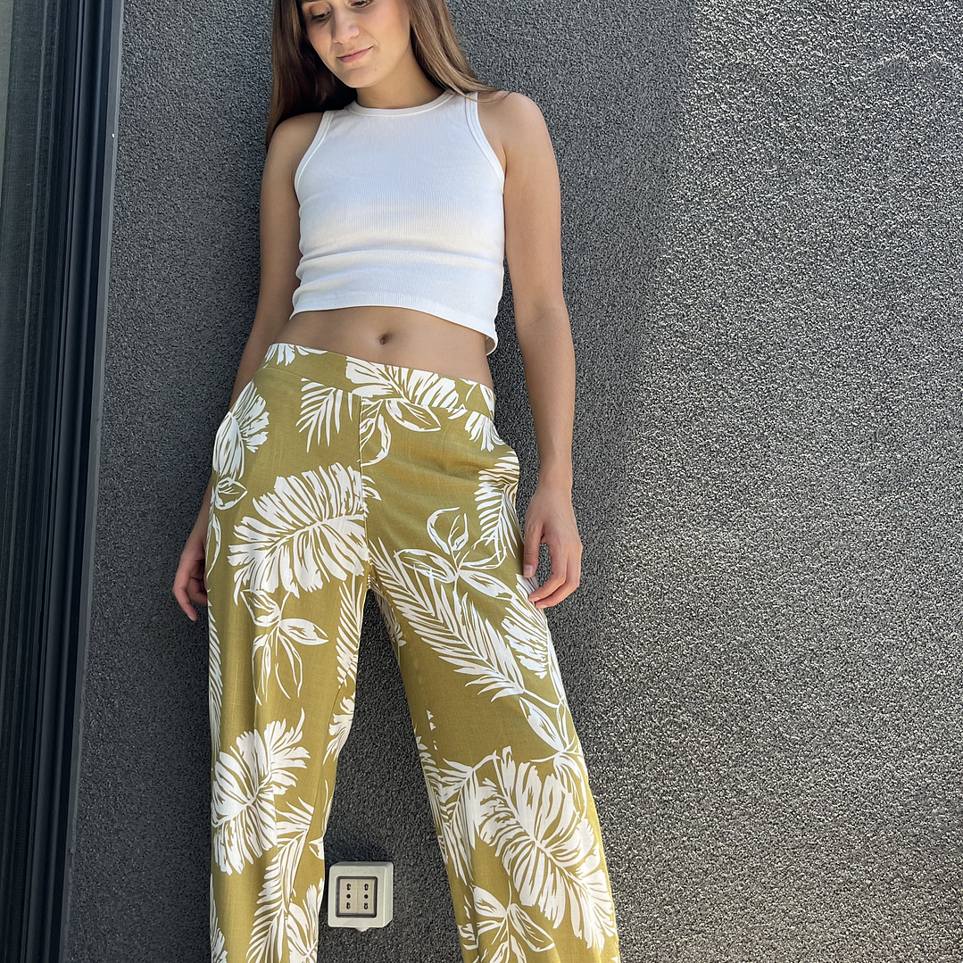 PA4070 PANTALÓN PRETINA MIXTA ESTAMPADO  PISTACHO CRUDO 1