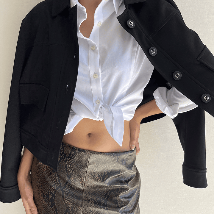 CQ1911 CHAQUETA CROPPED NEGRA 4