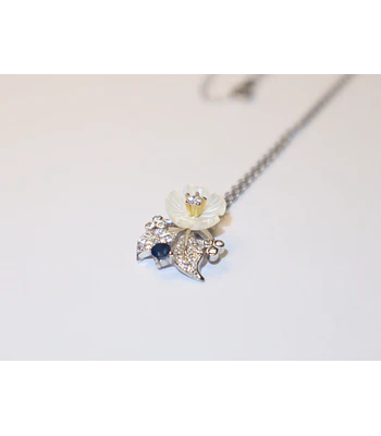 EXCLUSIVO COLGANTE DE PLATA SOLIDA CON  PIEDRAS NATURALES  ZAFIRO Y MADRE PERLA CIRCONES 