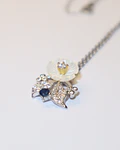 EXCLUSIVO COLGANTE DE PLATA SOLIDA CON  PIEDRAS NATURALES  ZAFIRO Y MADRE PERLA CIRCONES 