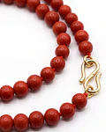 COLLAR DE CORAL ROJO BOLITAS DE 4 MM LARGO 45 CM   BROCHE GF 